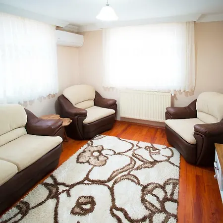 Kent Apartamento Cayeli